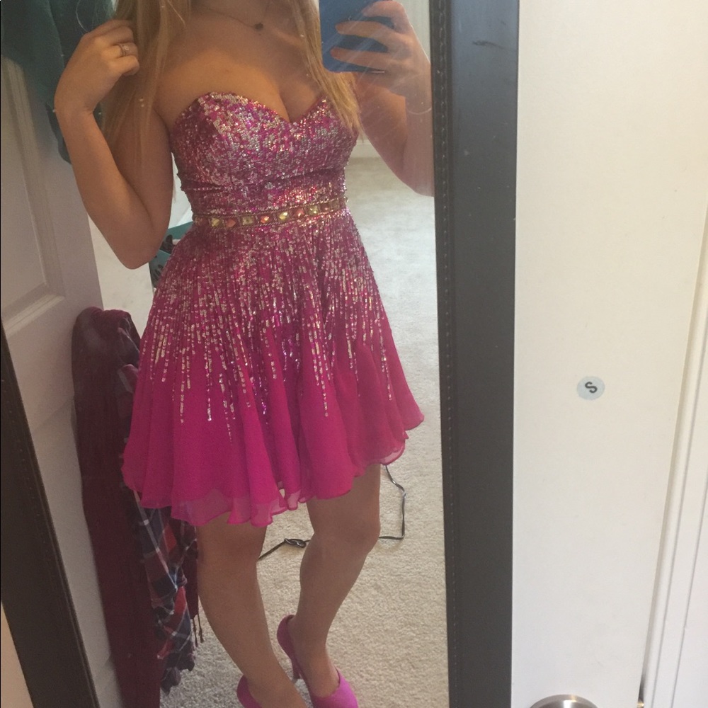 Sherri Hill short sequin dress